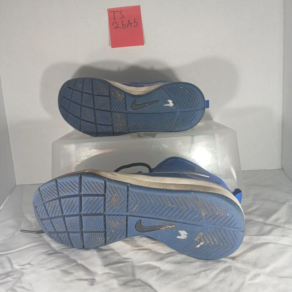 Nike High Top Basketball Shoes Kids US 5Y Blue Black‎ Sneakers